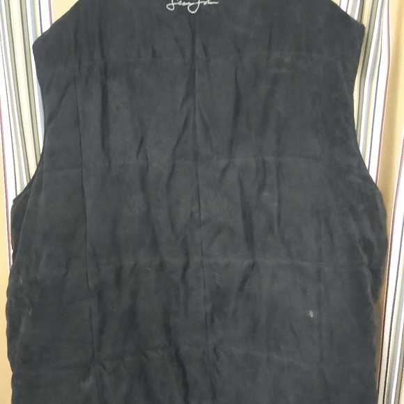 Sean John Big and Tall reversible vest. - Picture 3 of 4